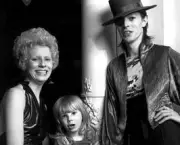 Angela Barnett e Bowie (2)