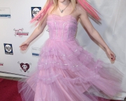 Avril Lavigne e a cor Rosa (3)