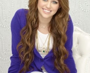 HANNAH MONTANA - Miley Cyrus stars as Miley Stewart on Disney Channel's "Hannah Montana." (DISNEY CHANNEL/BOB D'AMICO