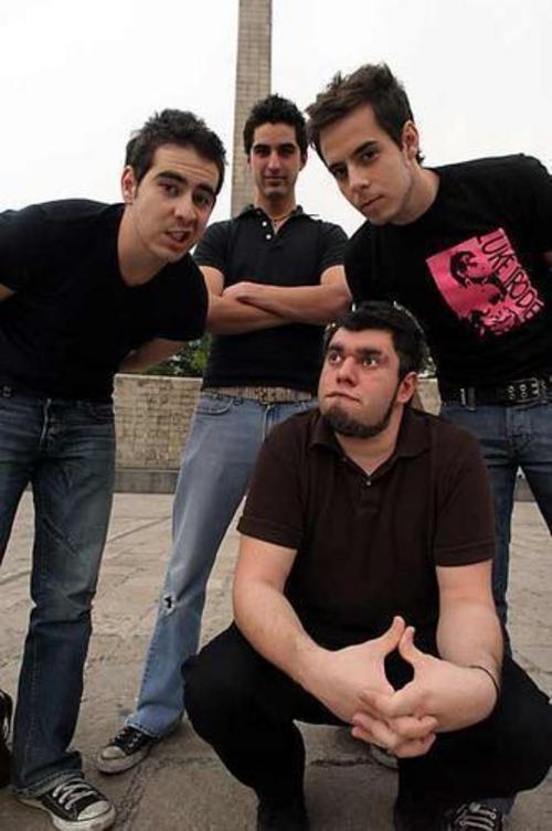 INTEGRANTES DE LA BANDA PANDA integrantes de la banda panda: