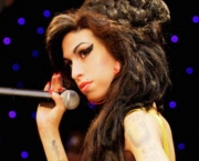Amy Winehouse (10)