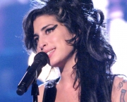 Amy Winehouse (15)