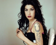 Amy Winehouse (19)