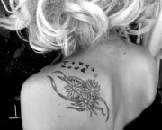 cantora-tem-tatuagem-1