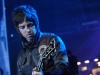 noel-gallagher-chega-ao-topo-na-inglaterra-12