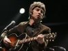 noel-gallagher-chega-ao-topo-na-inglaterra-9